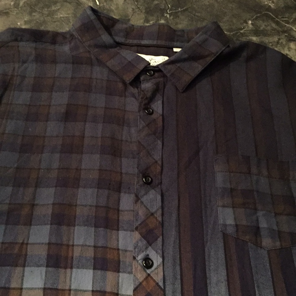 Sovereign Code Multi-Print Button Down 2xl - image 4